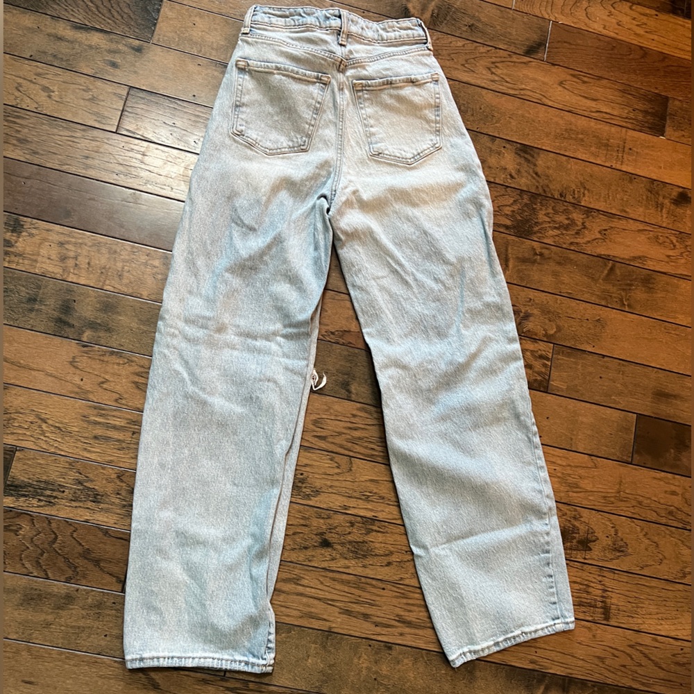 Wild Fable Highest Rise Baggy Jeans Light Wash Heavily Distressed Size 0/25R - Picture 3 of 3